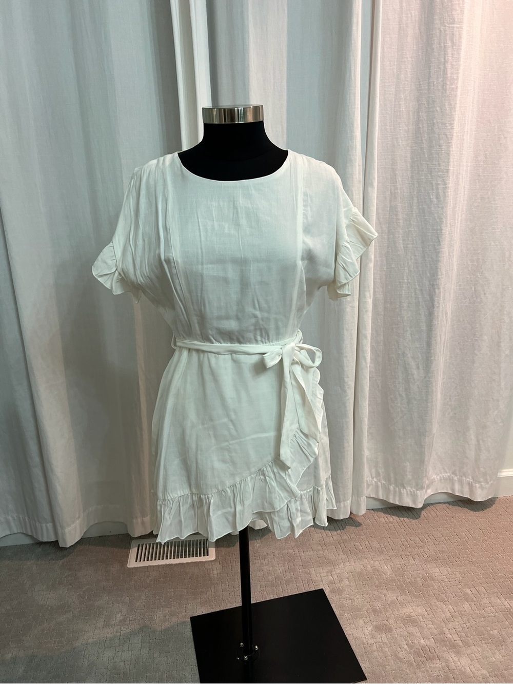 Forever 21 White Ruffle Tie-Waist Mini Dress